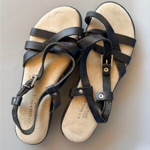 GH Bass weejuns leather Black Strappy Sandals size 7